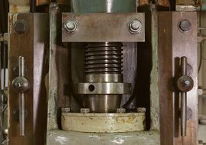 業務効率化を実現するシーリングファン